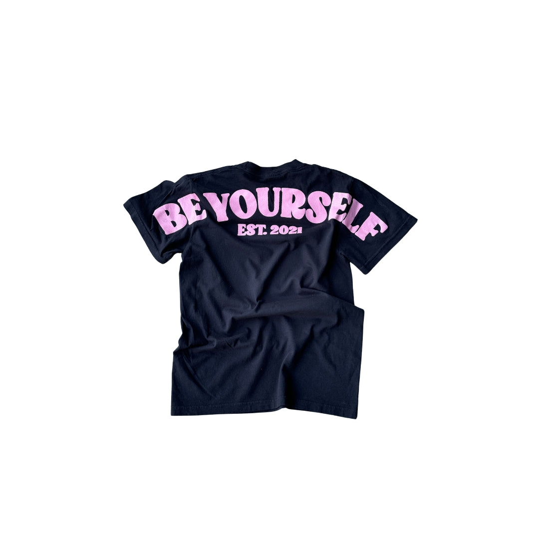 "BE YOURSELF" TEE (BLACK/PINK)